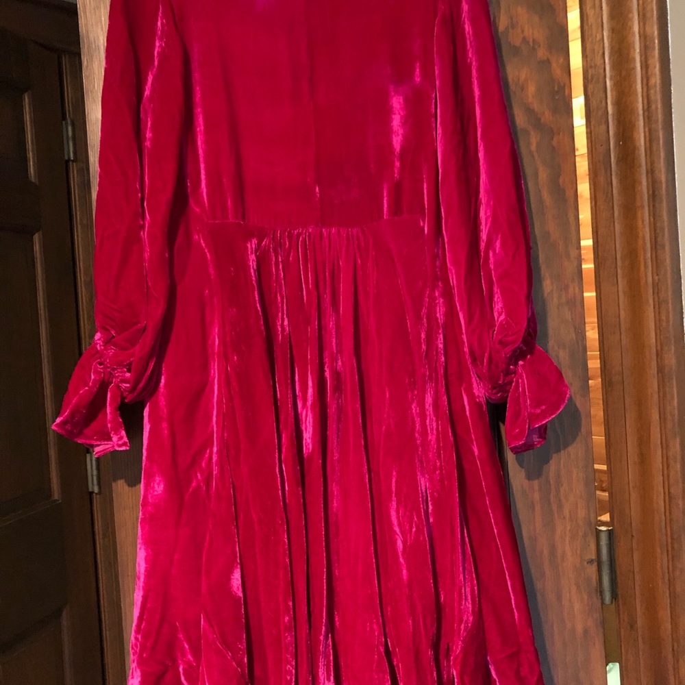❌SOLD❌NWT AZEEZA Silk Velvet Olivia Dress - Picture 12 of 13